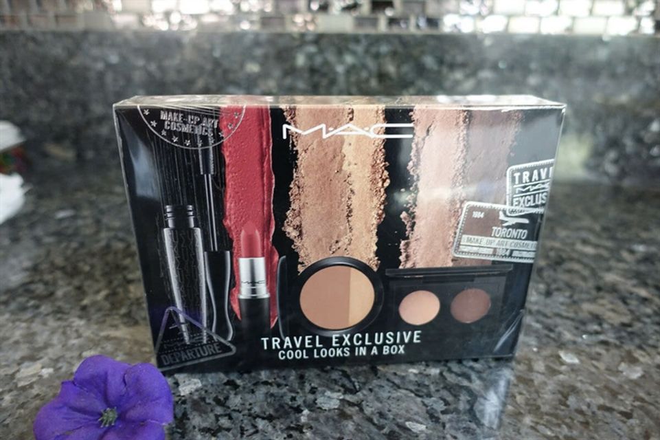 Set Mac Makeup 4 M&oacute;n - M&oacute;n Qu&agrave; Tuyệt Vời