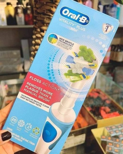 B&agrave;n Chải Đ&aacute;nh Răng Điện Oral-B Vitality Floss Action