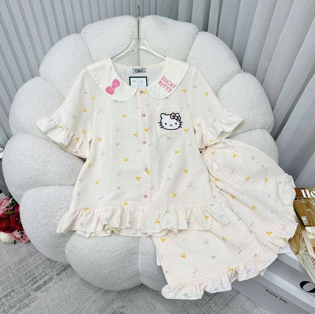 Set đồ ngủ đũi ngắn Hellokitty Bigsize