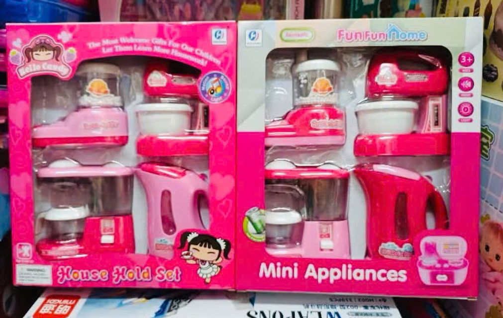 Chi tiết bộ đồ chơi Hello Kitty