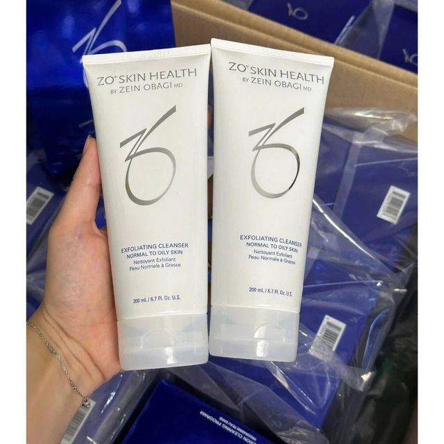Sữa Rửa Mặt D&agrave;nh Da Dầu Zo Skin Health EXFOLIATING CLEANSER