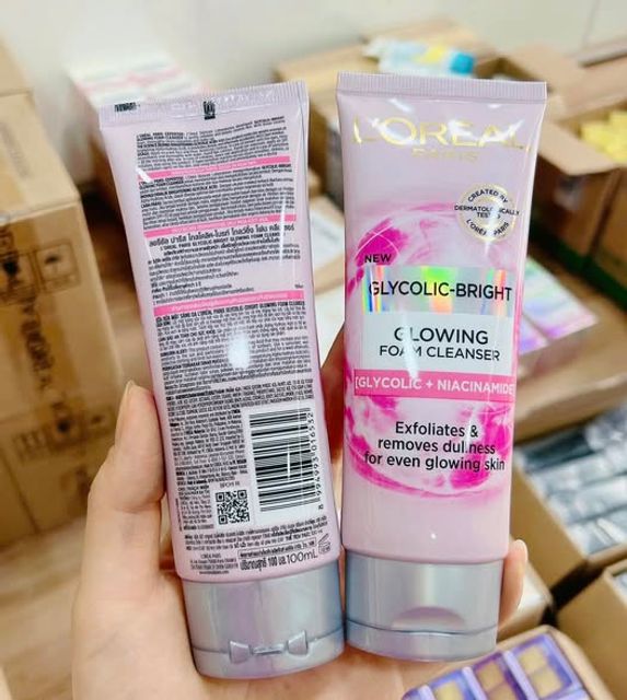 Sữa rửa mặt Loreal glycolic-bright 100ml
