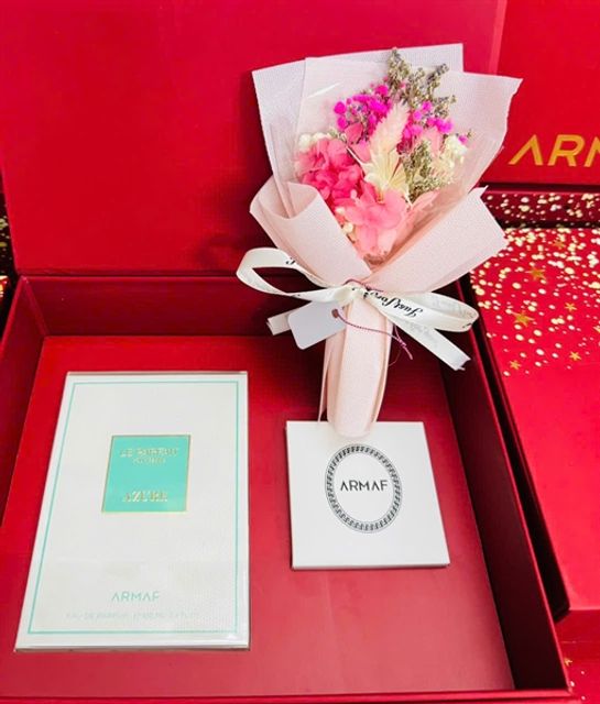 Hộp qu&agrave; tặng Armaf Le Parfait Pour Femme