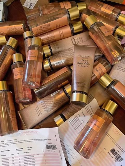 Dưỡng thể Victoria&rsquo;s Secret Bare Vanilla 236ml