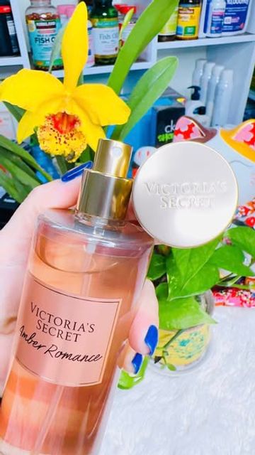 Xịt thơm Victoria's Secret