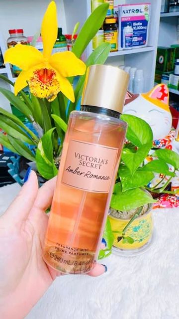 Victoria's Secret Amber Romance