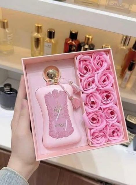 Hộp qu&agrave; nước hoa Fatima Zimaya