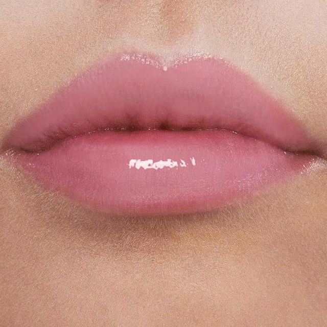 Son Dưỡng YSL Yves Saint Laurent Candy Glow Tinted Butter Balm