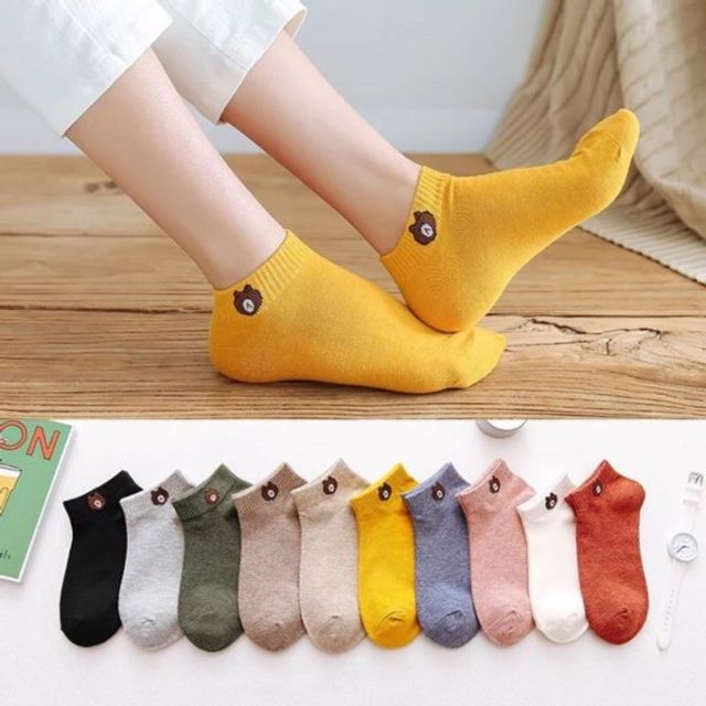 M&agrave;u sắc đa dạng của SET 10 Đ&Ocirc;I TẤT GẤU BROWN CUTE