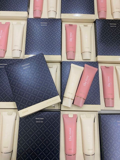 Set Kem Dưỡng Da Tay Ohui Hand Cream Special Set 50ml + 50ml