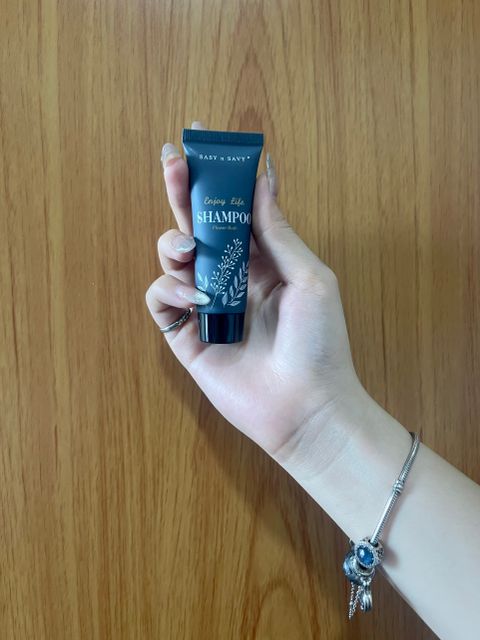 Dầu Gội Hương Hoa Cỏ Thuần Chay Hữu Cơ Sasy N Savy 30ml