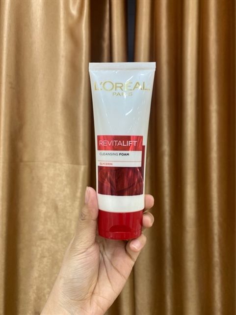 Sữa Rửa Mặt L&rsquo;Or&eacute;al Revitalift 100ml