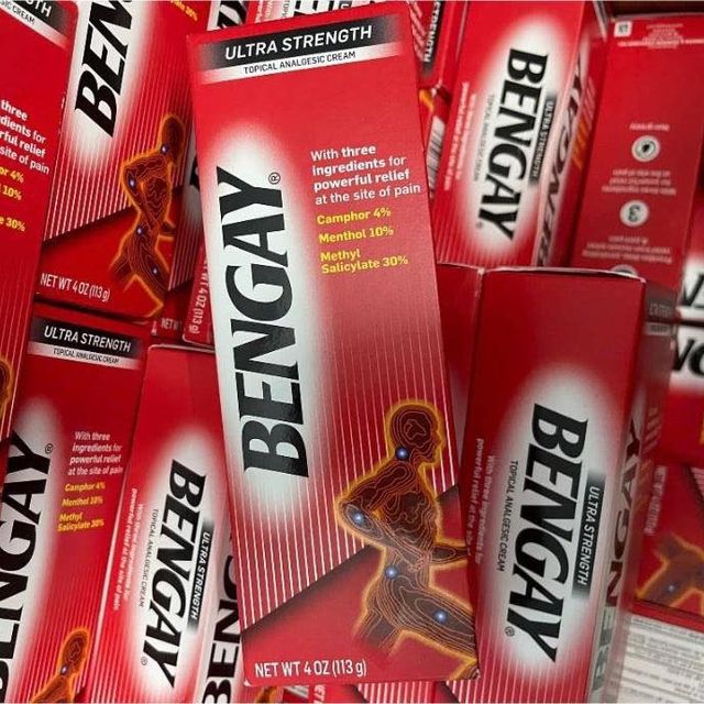 Kem xoa b&oacute;p giảm đau Ultra Strength Bengay 100g