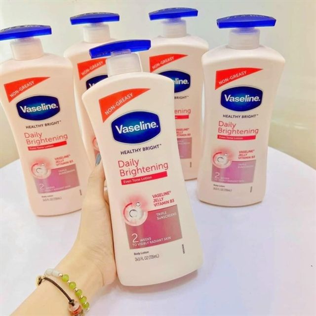 Sữa Dưỡng Thể Vaseline Healthy White 725ml