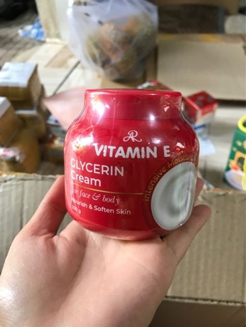 Kem face/body Vitamin E 200g