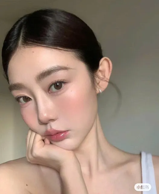 Phấn m&aacute; Hermes