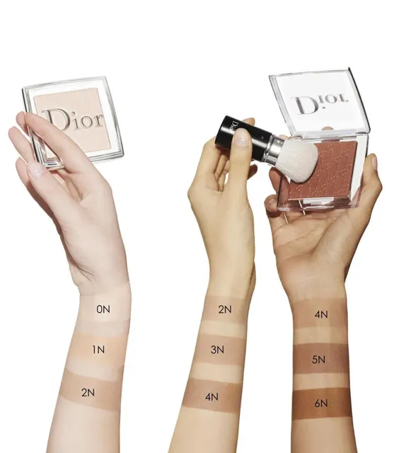 Phấn phủ Dior - được khuyến c&aacute;o tự nhi&ecirc;n