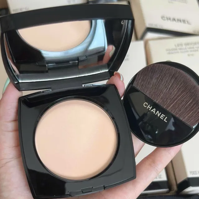 Phấn phủ Chanel Les Beiges B20
