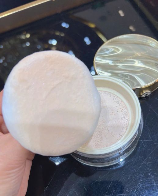 Phấn phủ bột Whoo Luxury Luminous Powder 28g tone trắng hồng