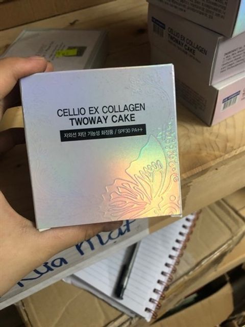 Phấn phủ Cellio EX Collagen Two-way vỏ trắng #23