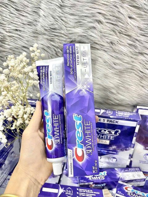 Kem đ&aacute;nh răng Crest 3D White Vivid Mint Ultra v&agrave; trải nghiệm sử dụng
