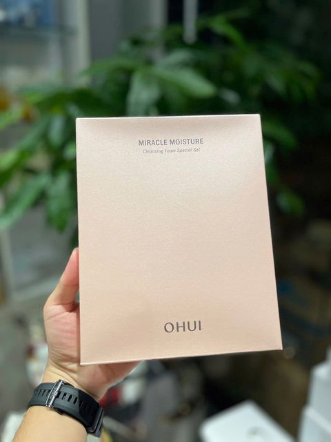 Set Sữa Rửa Mặt Ohui Miracle Moisture - H&igrave;nh ảnh 4