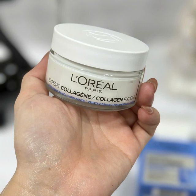 Kem Dưỡng Ẩm L'Oreal Paris Collagen Expert