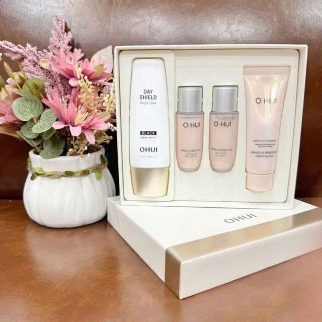 Set Ohui Chống Nắng + SRM + Kem Dưỡng + Nước Hoa Hồng