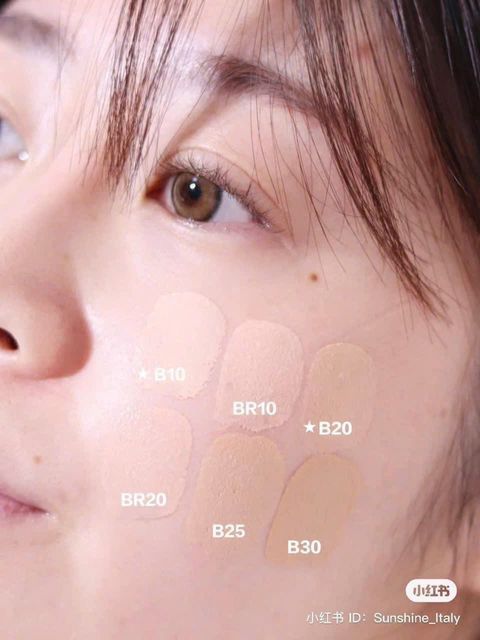 Phấn Nước YSL Cushion V&acirc;n Đ&aacute; Limited Tone B20