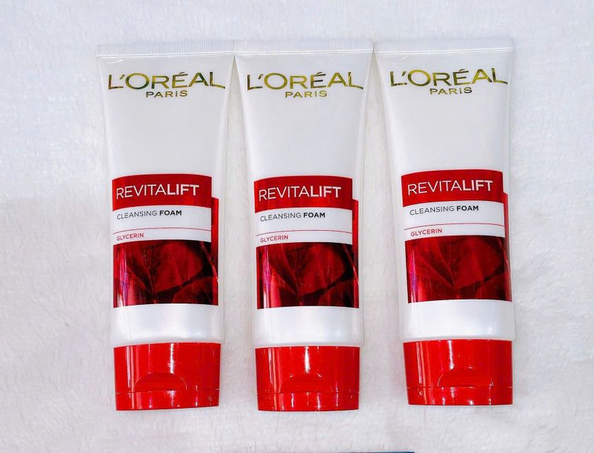 Sữa Rửa Mặt L&rsquo;Or&eacute;al Revitalift 100ml