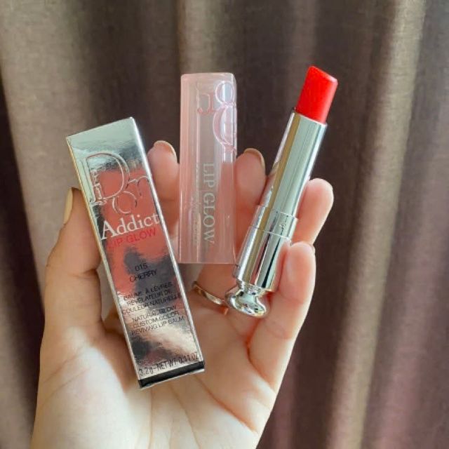 Son dưỡng Dior Addict Lip Glow M&agrave;u Đỏ Mọng