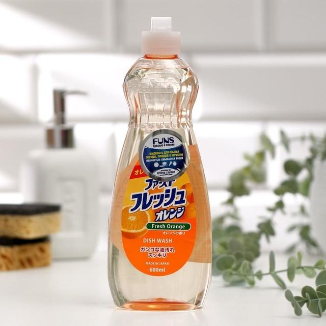 Chai nước rửa ch&eacute;n Rocket Soap
