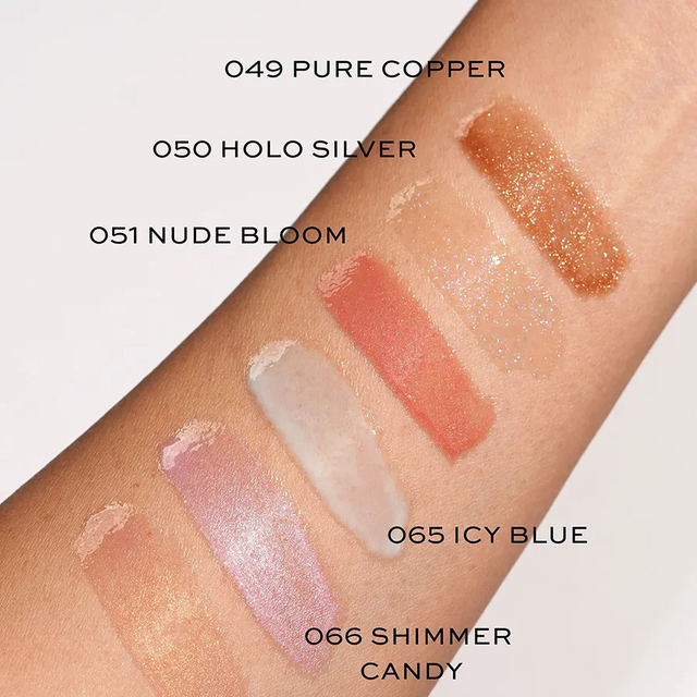 Son Dưỡng Dior Tr&ecirc;n Tay Phụ Nữ