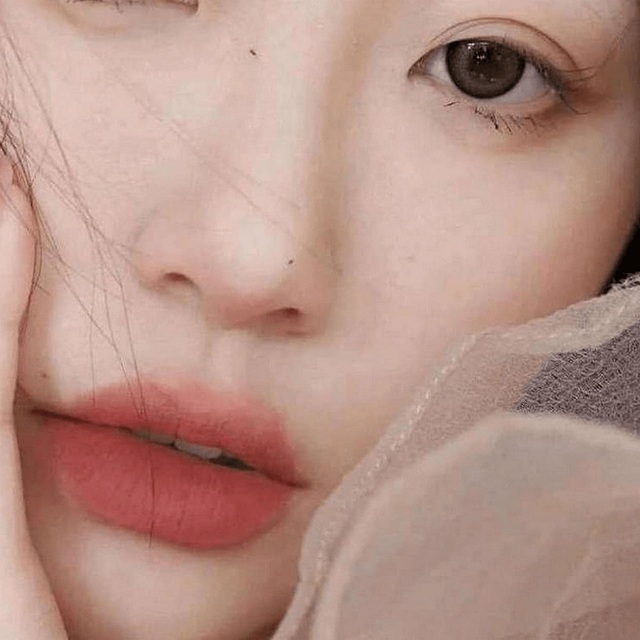 Son Kem Gucci Rouge Liquid Matte 208 They Met In Argentina M&agrave;u Hồng Đất Ch&iacute;nh h&atilde;ng