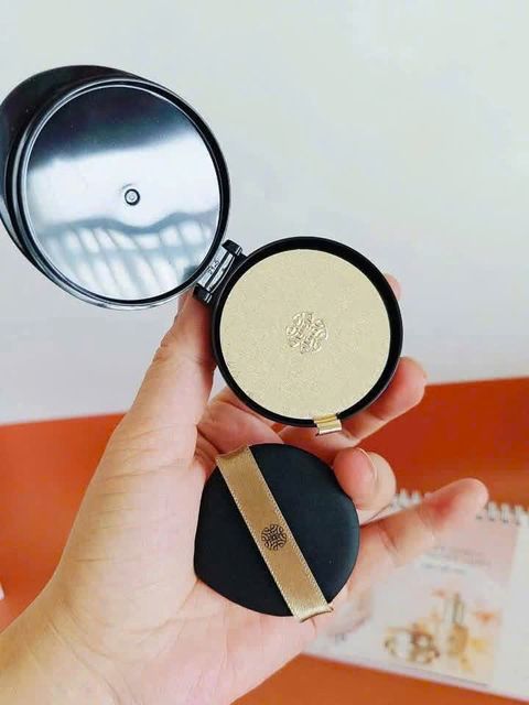 L&otilde;i Phấn Nước Ohui với độ che phủ tuyệt vời