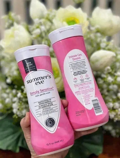 Dung dịch vệ sinh Summer's Eve Simply Sensitive Cleansing 444ml