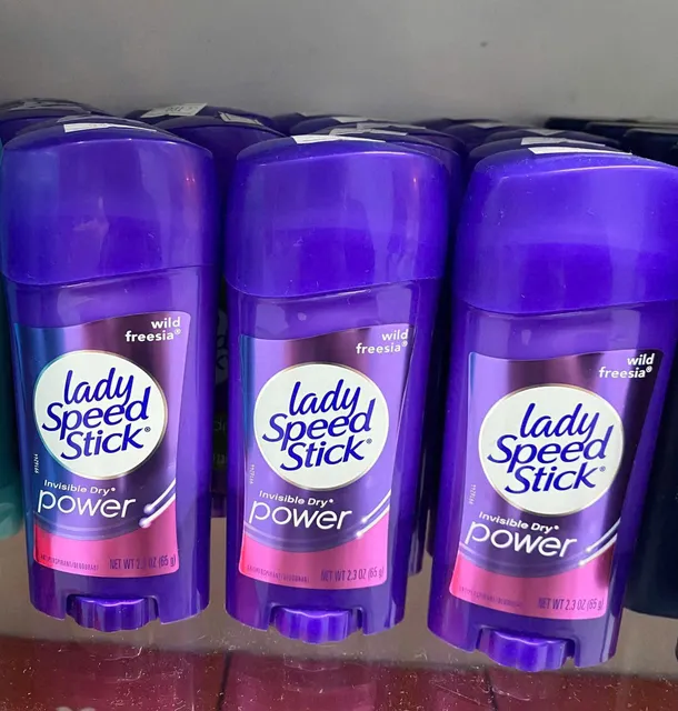 Lăn khử m&ugrave;i Lady Speed Stick Wild Freesia