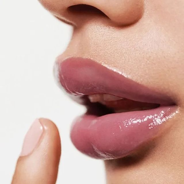 Son dưỡng La Mer The Lip Volumizer label