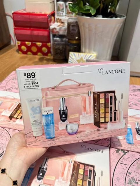 LANC&Ocirc;ME BEAUTY BOX