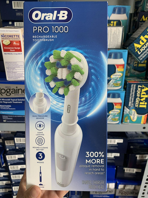 B&agrave;n chải điện Oral-B Pro 1000
