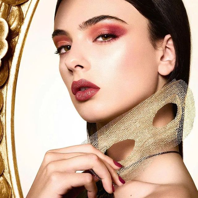 Son Dior Hồng Đất