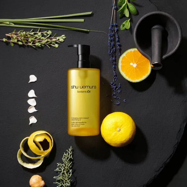 Dầu Tẩy Trang Shu Uemura