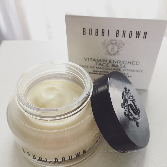 Kem L&oacute;t Dưỡng Ẩm Bobbi Brown Vitamin Enriched Face Base