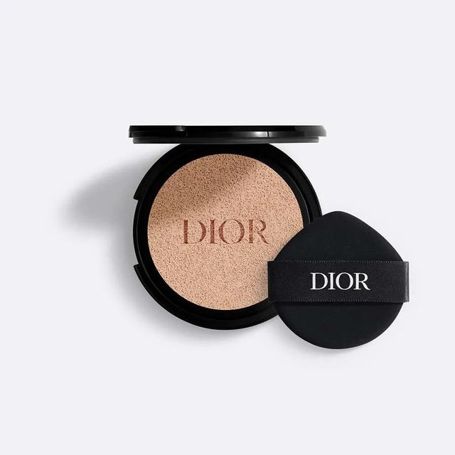 Thiết kế Dior Forever Cushion
