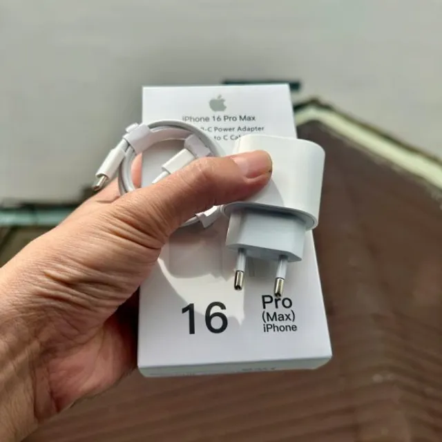Thiết kế gọn nhẹ của bộ sạc