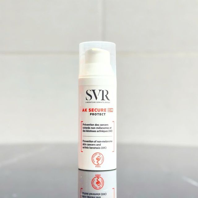 Kem Chống Nắng SVR AK Secure DM Protect 50ml