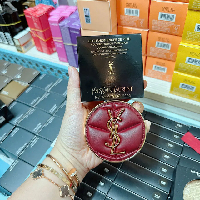 Phấn Nước Yves Saint Laurent