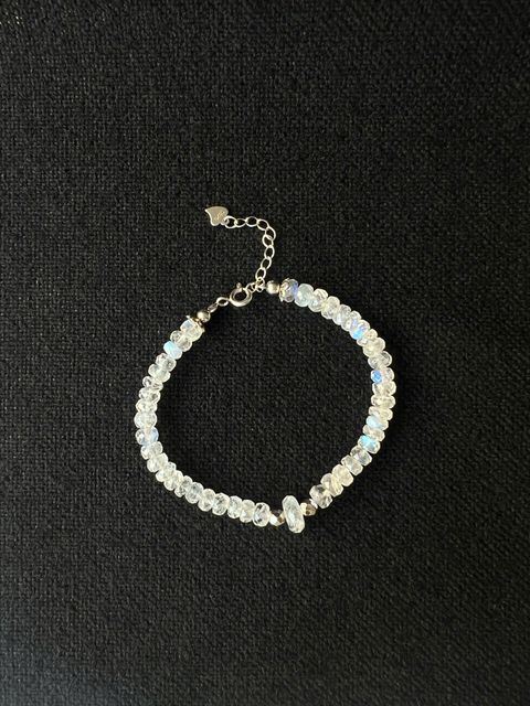 V&ograve;ng tay Moonstone 3