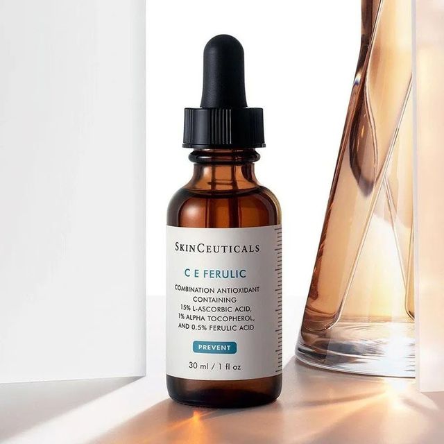 Serum Hỗ Trợ Trẻ H&oacute;a Da Skinceuticals