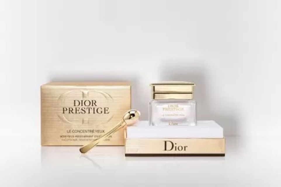 Kem Dưỡng Da Vùng Mắt Dior Prestige Le Concentre Yeux 15ml - Sản Phẩm Chăm Sóc Mắt Đẳng Cấp, Giảm Quầng Thâm và Bọng Mắt - hình ảnh thực tế